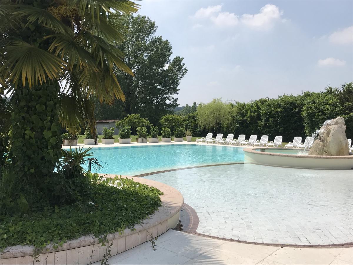 Готель Agriturismo Corte Salandini Понті-суль-Мінчіо Екстер'єр фото