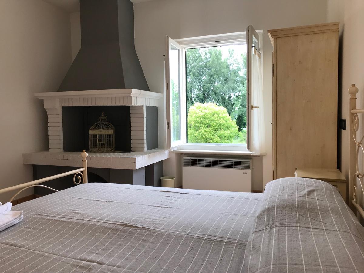 Готель Agriturismo Corte Salandini Понті-суль-Мінчіо Екстер'єр фото