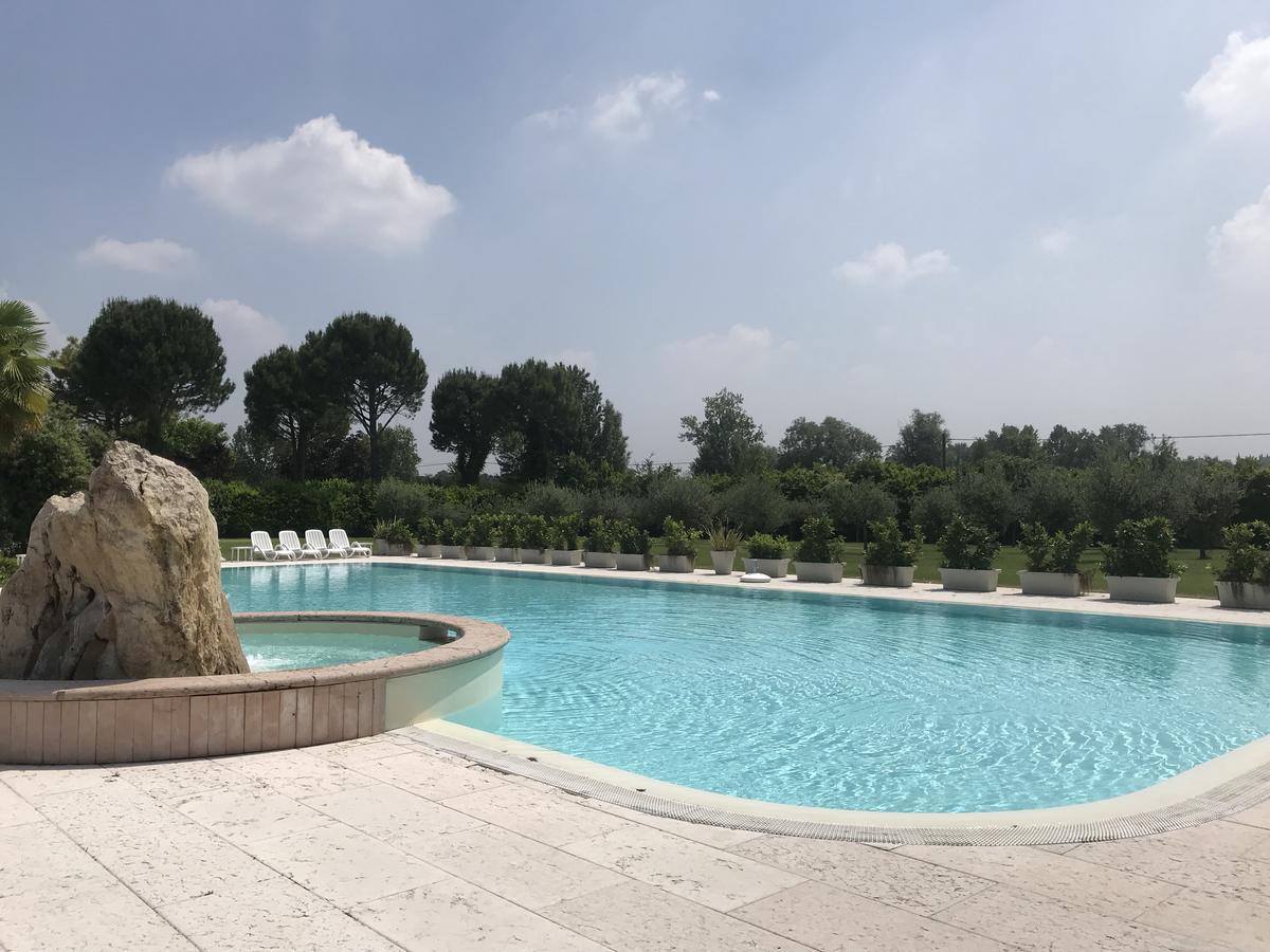 Готель Agriturismo Corte Salandini Понті-суль-Мінчіо Екстер'єр фото