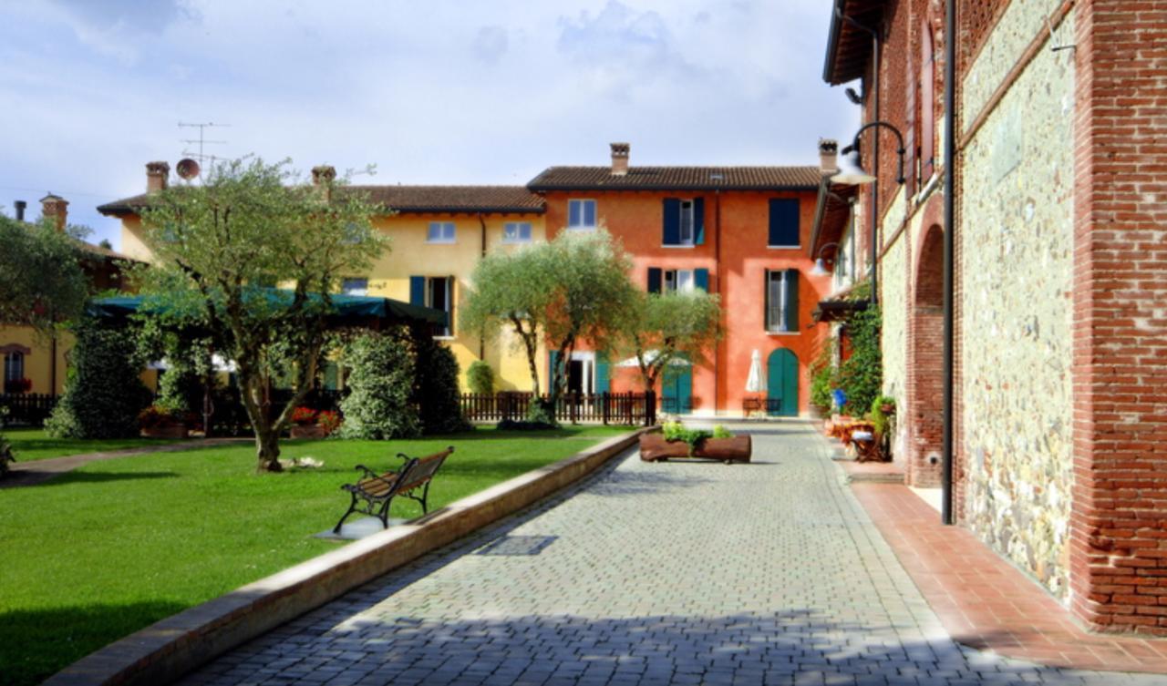 Готель Agriturismo Corte Salandini Понті-суль-Мінчіо Екстер'єр фото