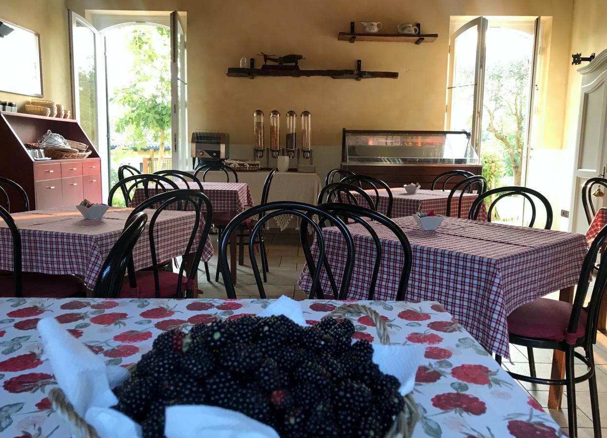 Готель Agriturismo Corte Salandini Понті-суль-Мінчіо Екстер'єр фото