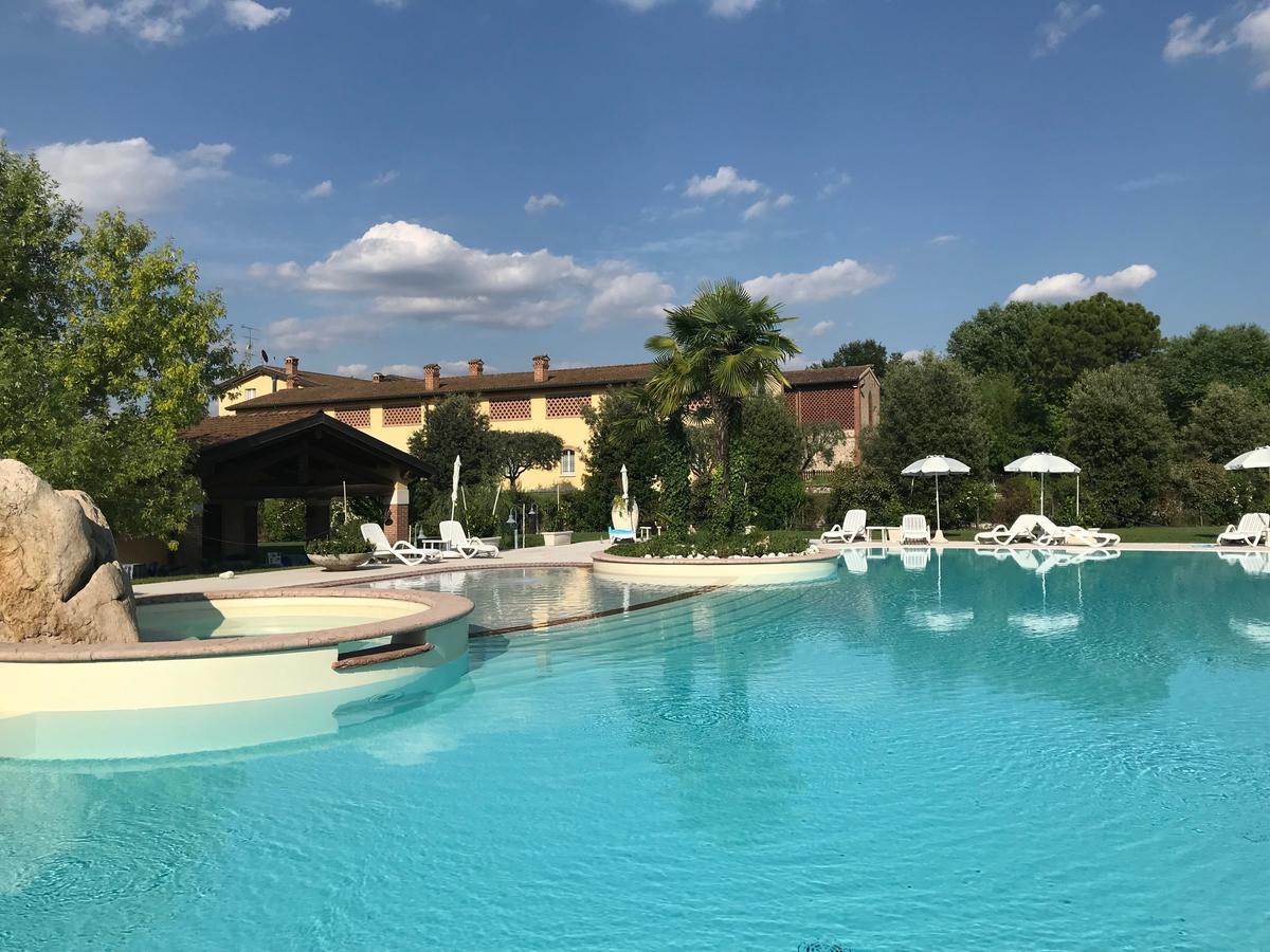 Готель Agriturismo Corte Salandini Понті-суль-Мінчіо Екстер'єр фото